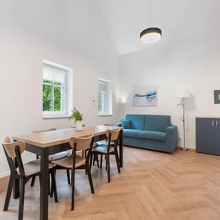 V Kapradi-4 By Interhome *